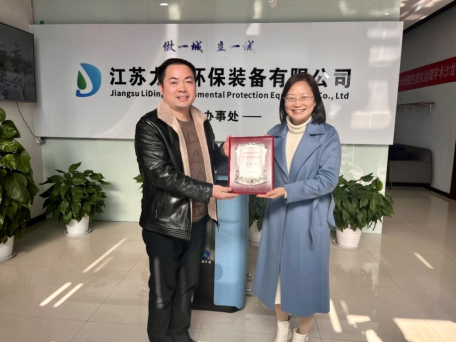 宏觀經(jīng)濟學合影留念
